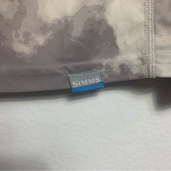 Simms Solarflex Fishing Shirt Men Small Gray Camo Long Sleeve UPF50 Performance - Picture 6 of 10